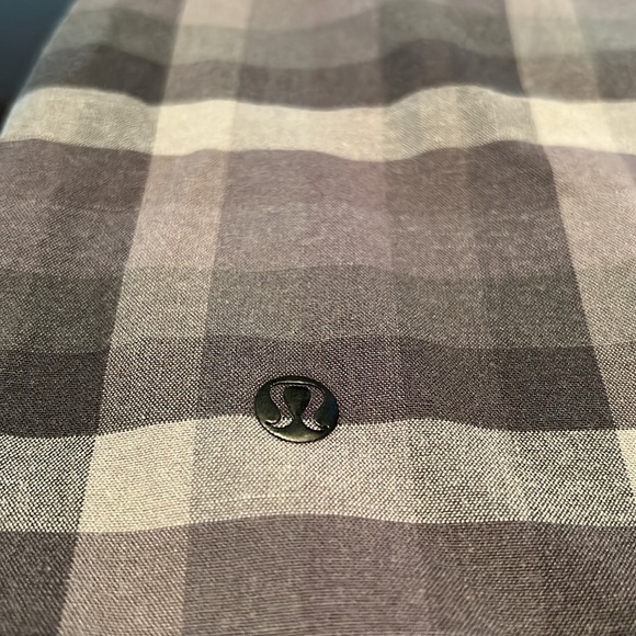 Lululemon plaid Classic Chino Size 32 - Picture 5 of 8
